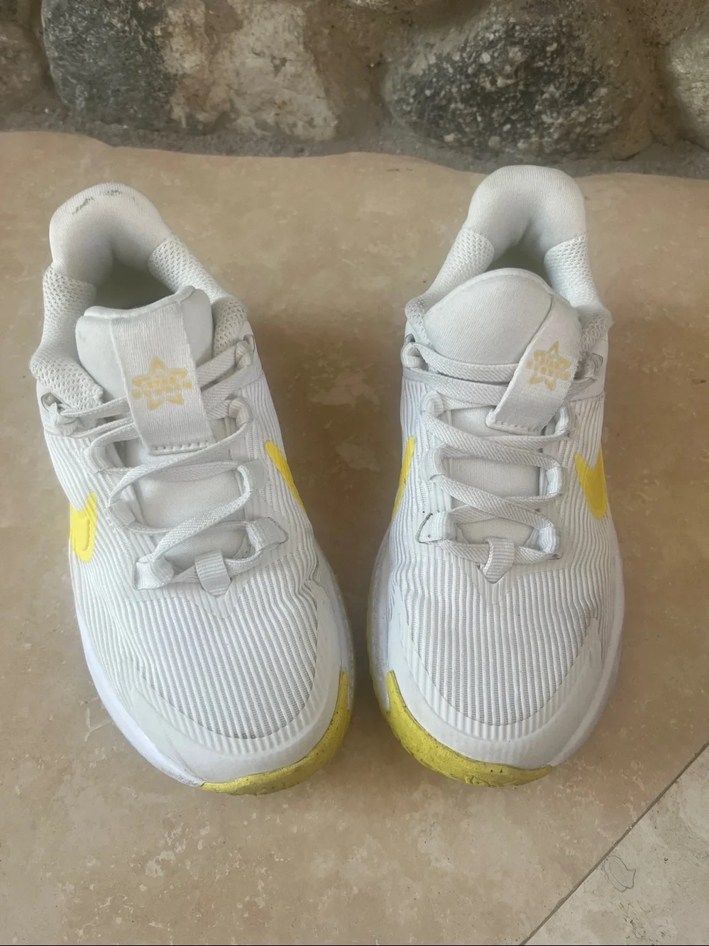 Nike Kids White and Yellow Pull on Sneakers